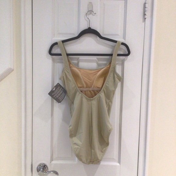 Speedo Bathing Suit 👙 - Picture 4 of 5